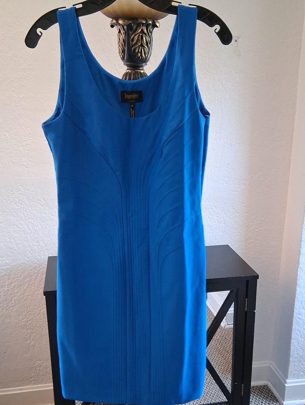 Laundry By Shelli Segal Bright Blue Sleeveless Sheath Dress
